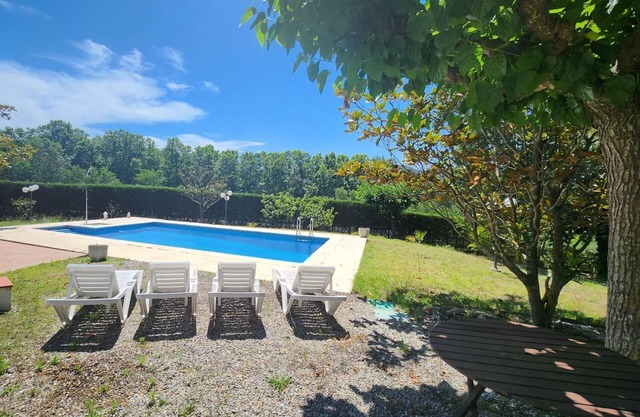 VILLAS COSETTE VILLA MARTINA con piscina