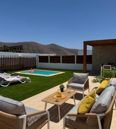 Villas Mirafonso- PISCINA PRIVADA a 10 min de la ciudad