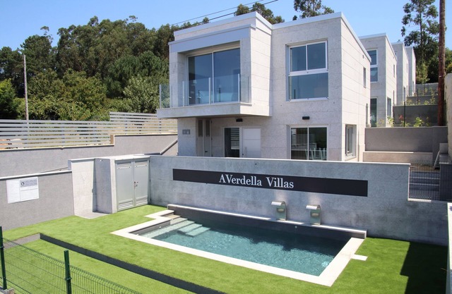 Villas con piscina a 10 minutos caminando de Sanxenxo