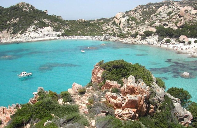 Villetta Santa Teresa near Olbia with Pool