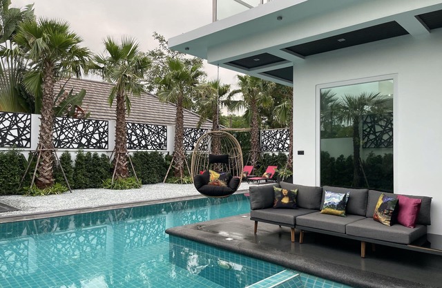 PREMIUM Pool Villa Pattaya, Grand Villa de 5 dormitorios con piscina privada y sauna
