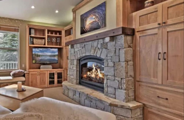 VIP Palisades Lodge Condo A+ Views Pools Hot-Tubs