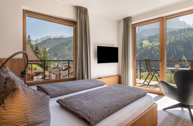 Vista Dolomites apartamento "Liberty" con vistas a la montaña, balcón y Wi-Fi