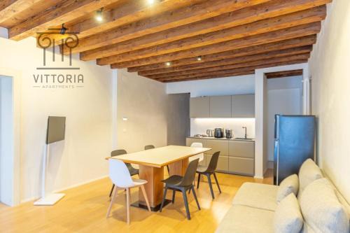 Vittoria Apartments Fogazzaro