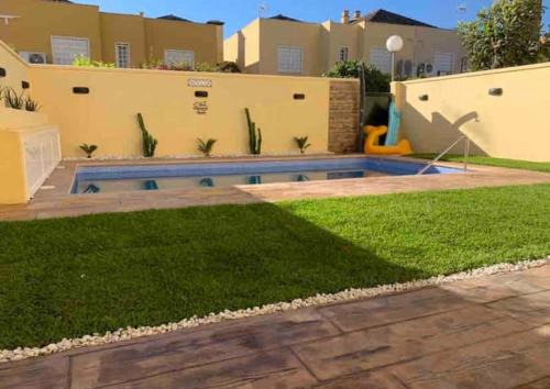 VIVE JEREZ Casa de lujo con piscina y barbacoa en la mejor zona de Jerez de la Frontera