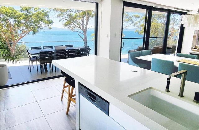 Vueone - Nelson Bay Beach House that is pure luxury