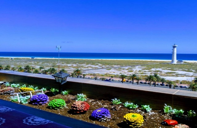 Vv.casafaromar 9 teleworking front the beach, Wi-Fi Air /Condt.