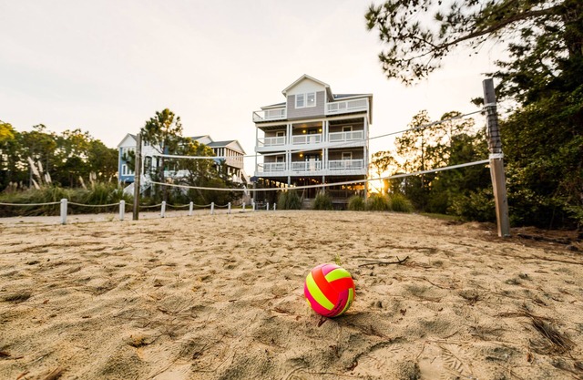 Outerbanks - Views - Hot Tub - Heated Pool - 2026 Bookings Open! Dog Friendly