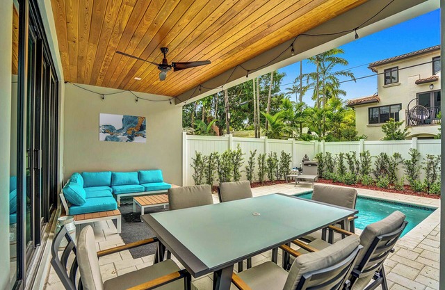 Casa Las Olas - As seen on CBS Emmy Awarded show