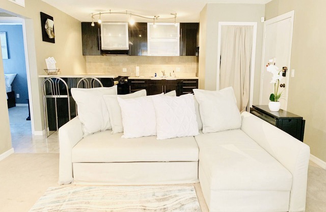 Camina hasta VA, Universidad de Florida y Shands en UF