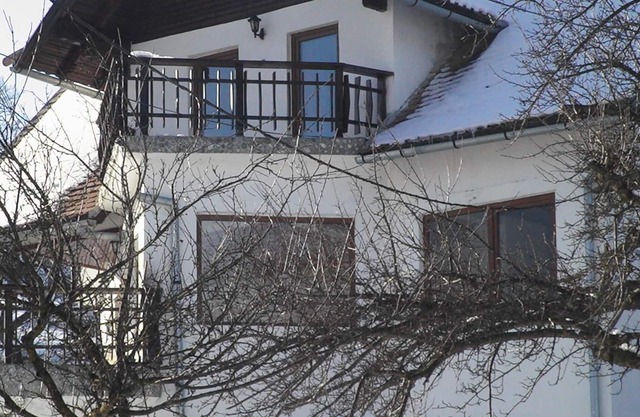 La casa de Waltraud a poca distancia del castillo de Bran está a 2,2 km y 1 km a la pista de esquí