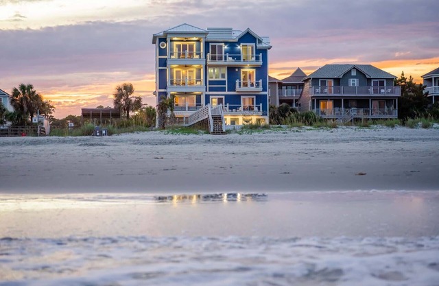 Wander Surfside Beach
