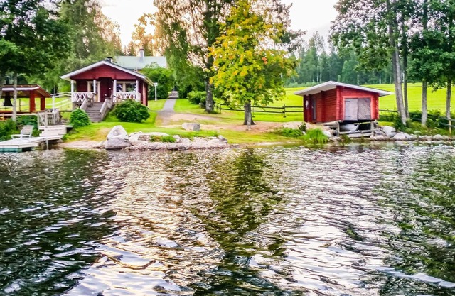 Wanha karminranta by Interhome