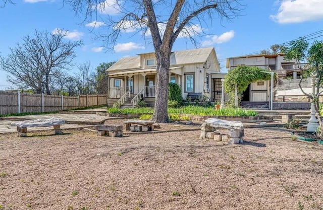 Warm Wooden Vibe 2BR Home | Grill | Outdoor Dining