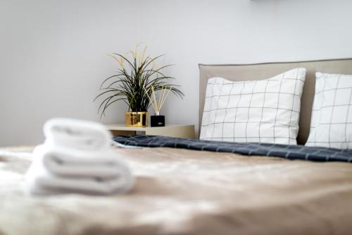 Warsaw Apartments - Elegant & Spacious in Old Town - Mostowa