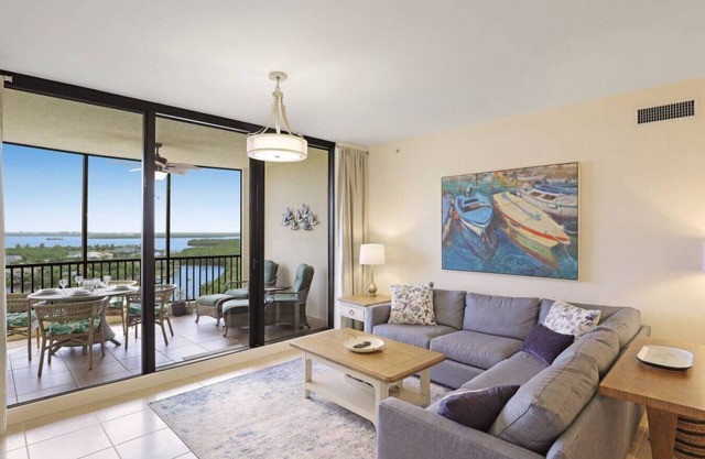 Water View | Updated 3br - Best Views - Heated Pool