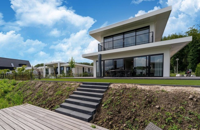 Water villa en Zeewolde con embarcadero