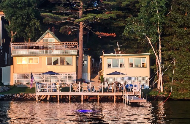 Compuesto frente al mar familia en el lago Winnipesaukee ahora la reserva de Verano 2017