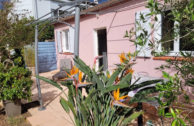 Waterfront house 39 m2