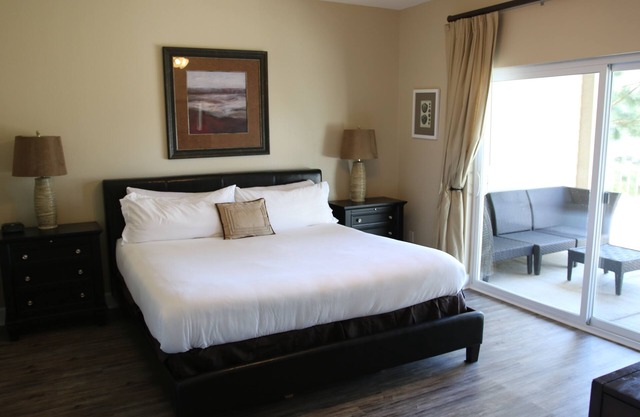Waterfront Condo, pacífico y tranquilo, Snowbirds dan la bienvenida en marzo y abril!
