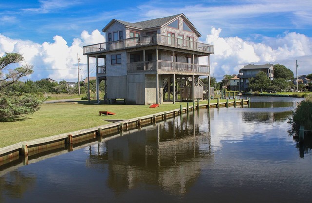 Waterfront House w/ Sound View, Free WiFi, Private Washer/Dryer, Shared Pool