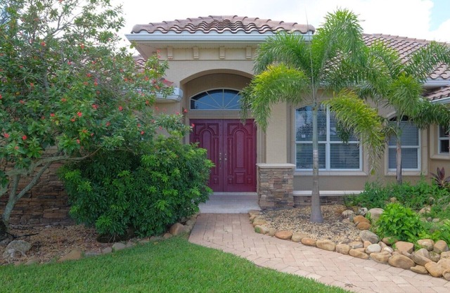 Waterfront Villa Cortona, Gulf Access, piscina / spa climatizada, 4 habitaciones, capacidad para 8