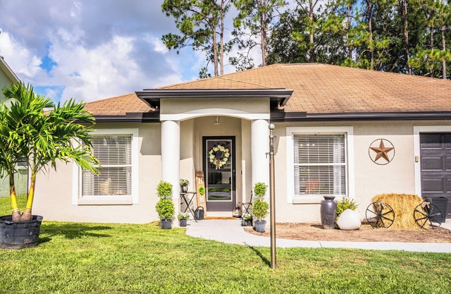 Welcome to Horse Haven-Lovely 4-bedroom house with WiFi, AC in charming Lakeland