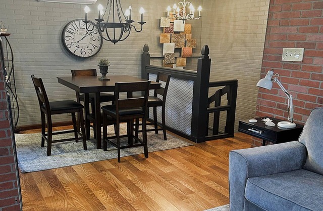 Welcome to Neptune's Cottage: Your Serene beach scape in Galveston, Texas!