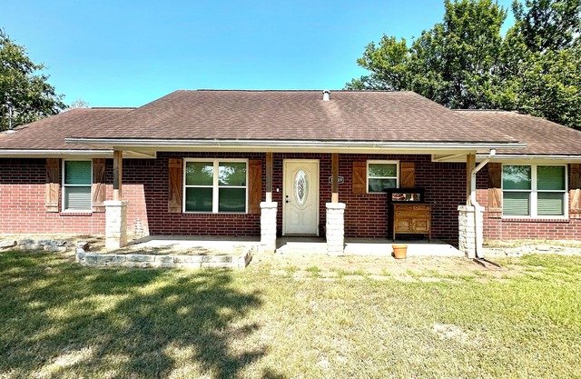 Welcome to the Howdy House, Where Aggie Pride Meets Southern Comfort