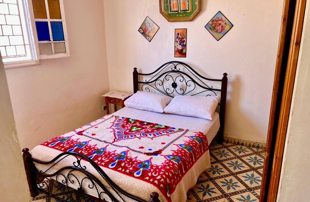 Welcoming 1-bedroom apartment in Essaouira with WiFi access