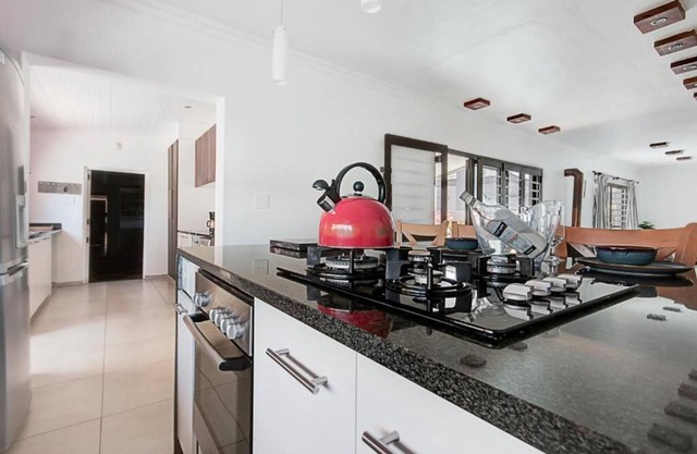 Welcoming 4-bedroom house with WiFi in Cape Town