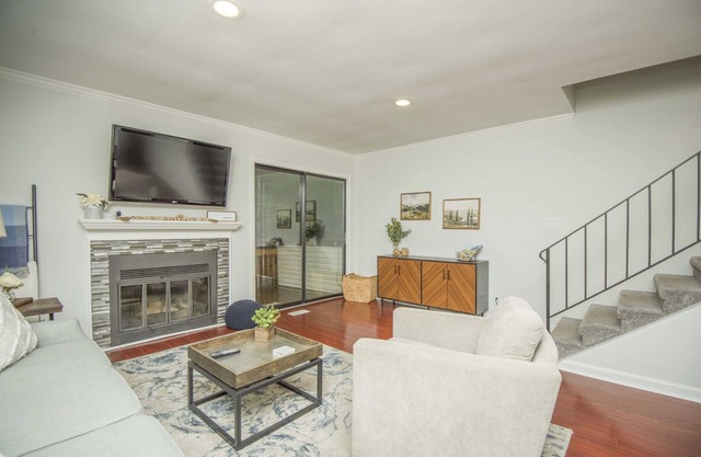 West Knoxville Private Retreat