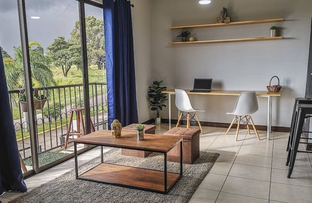 [WFH-FiberOptic-Pets] Mindful-Stay@Plugged-In Home