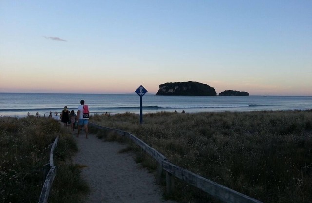 Whangamata Central - cerca de la playa y tiendas