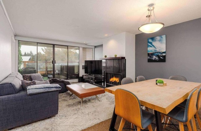 Whistler Village Retreat, Private Hot Tub & Sauna