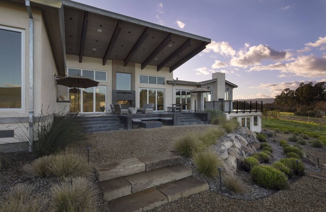 Finca privada de viñedos de Carneros que incluye mayordomo / chef / servicio de limpieza con personal.