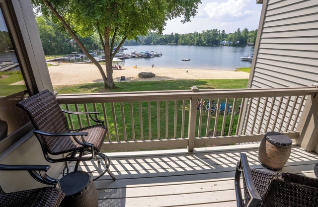 Winnipesaukee lakefront townhome getaway with private beach, 3BRs, peaceful