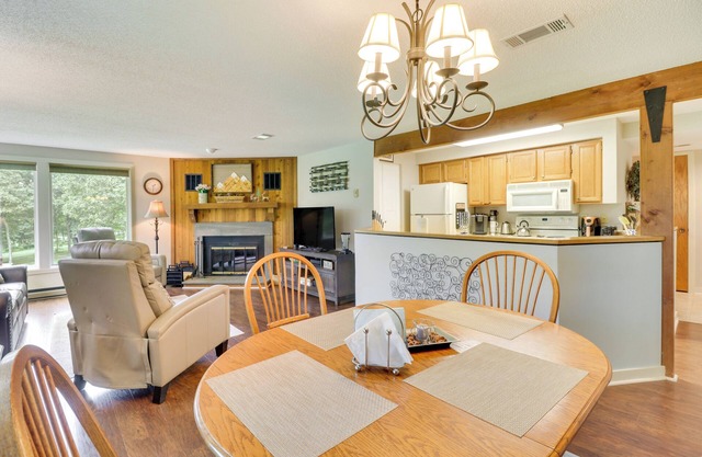 Wintergreen Resort Vacation Rental w/ Balcony!