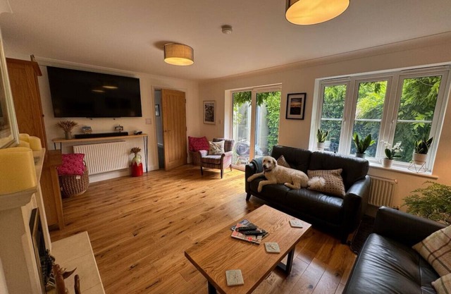 Wisteria House 3 bed sleeps 6