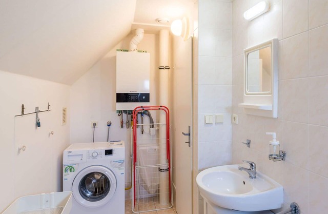 Casa de vacaciones privada con WIFI, piscina, TV, terraza, mascotas permitida, aparcamiento