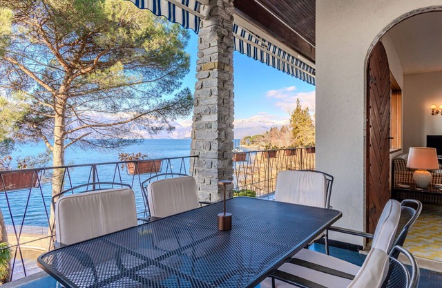 Estupenda casa de vacaciones privada para 7 personas con WIFI, TV, terraza y mascotas permitida