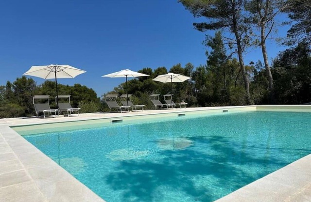 Casa de vacaciones privada con piscina privada, A/C, WIFI, TV, aparcamiento, cerca de Alberobello