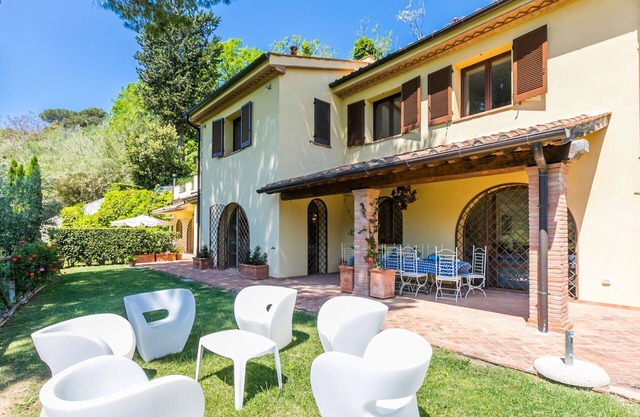 Casa de vacaciones privada con WIFI, A/C, jacuzzi, TV, terraza, vista panorámica, aparcamiento