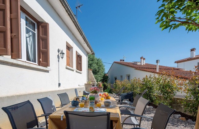 Estupenda casa de vacaciones privada para 7 personas con TV, terraza y aparcamiento