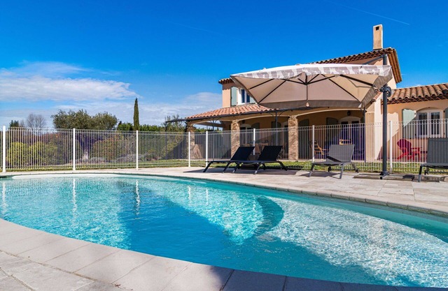 Maravillosa casa de vacaciones privada con A/C, WIFI, piscina privada, TV, terraza y aparcamiento