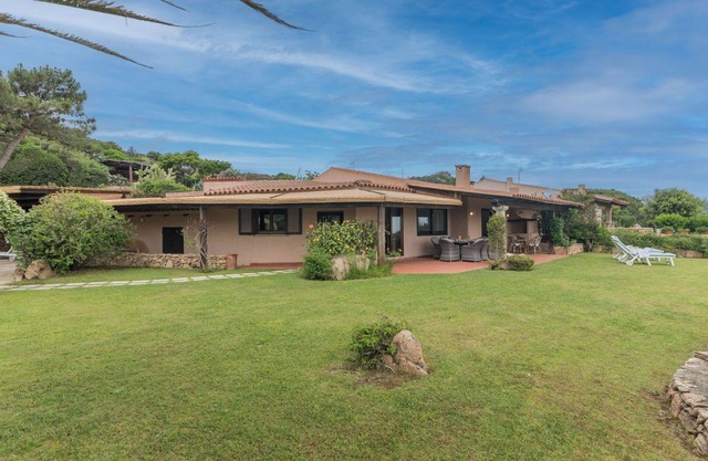 Preciosa casa de vacaciones privada para 8 personas con A/C, TV, terraza y aparcamiento