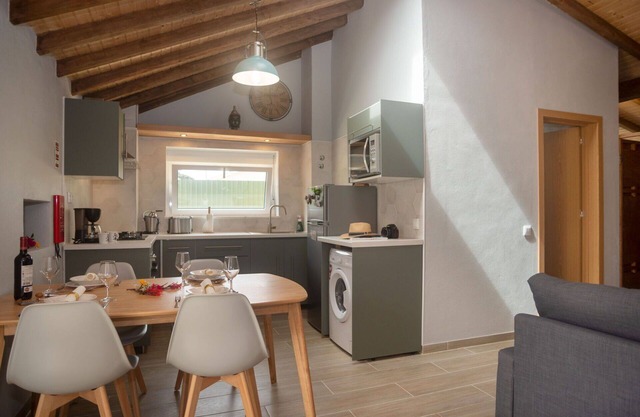 Estupenda casa de vacaciones privada para 4 personas con A/C, WIFI, TV, terraza y aparcamiento
