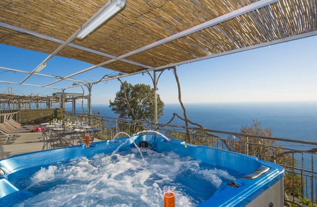 Wonderful Property with Beautiful Sea View Terraces and Jacuzzi