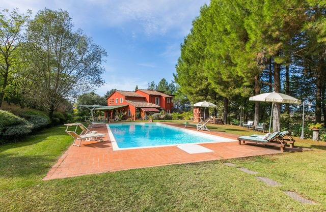 Maravillosa casa de vacaciones para 4 personas con piscina privada, WIFI y TV