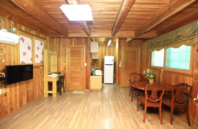 Wonju Chiak Mountain Club Pension